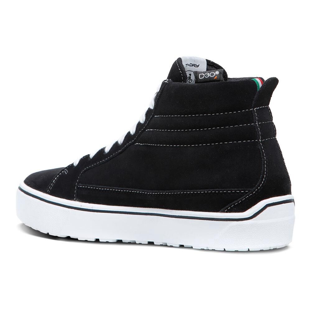 TCX STREET 3 WATERPROOF BOOTS BLACK/WHITE