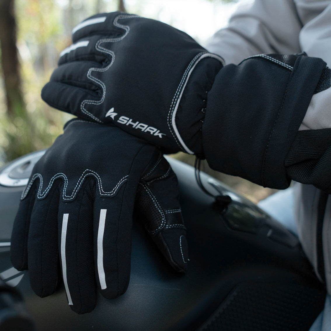 Shark Leathers - Shark Aspen Waterproof Glove - Shark Leathers