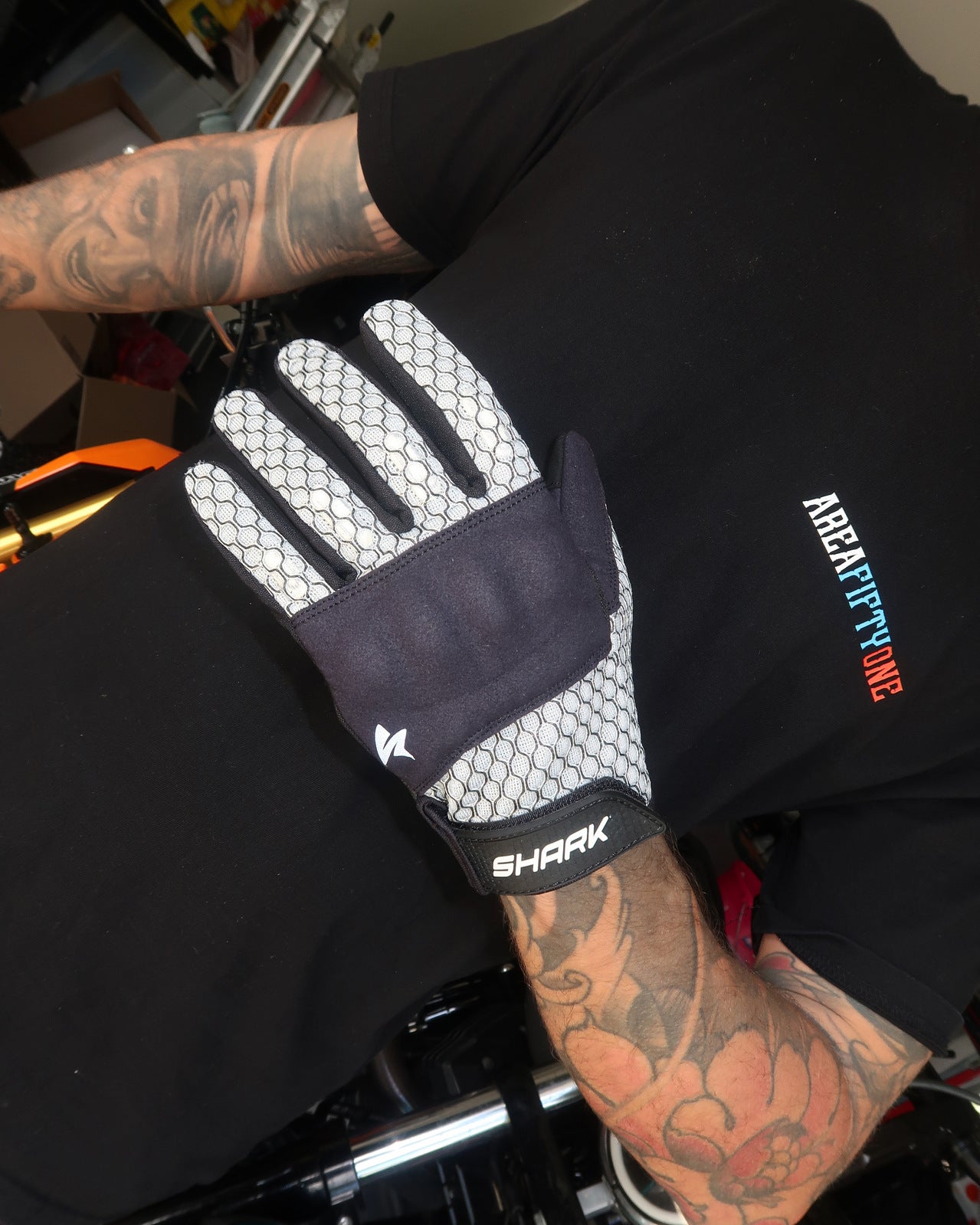 Shark Flow Gloves Shark Leathers
