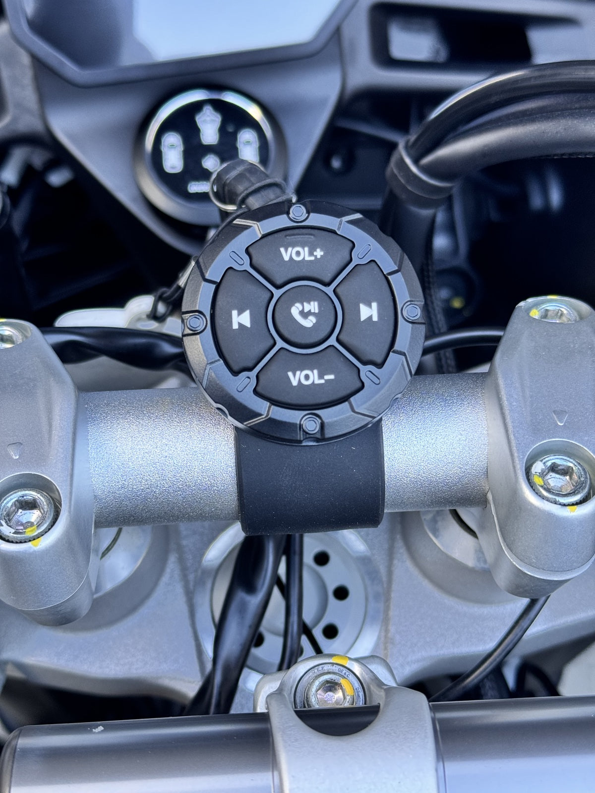 Shark Leathers - Smart Remote - Shark Leathers