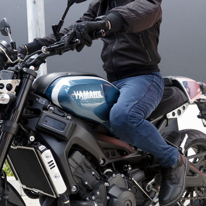 CMJEA0442