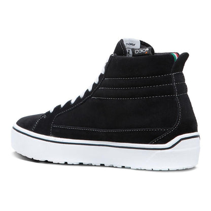 TCX STREET 3 WATERPROOF BOOTS BLACK/WHITE