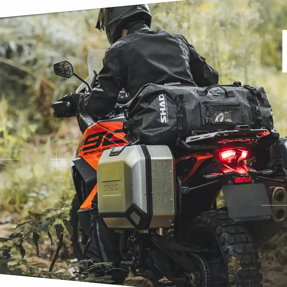 SHAD DUFFLE REAR BAG SW80