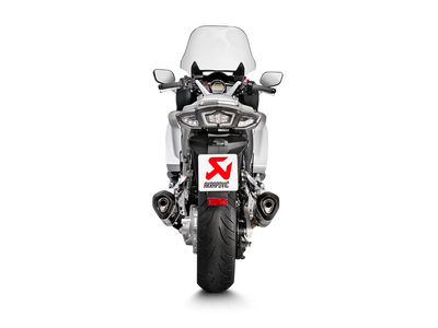 Akrapovic Slip-On Line Titanium Muffler System w/Carbon End Cap for Yamaha FJR 1300 13-20 Akrapovic