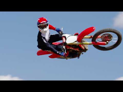 Load video: Leatt 6.5 Velocity Goggle Roll-Off - Graphene / Yellow 70%